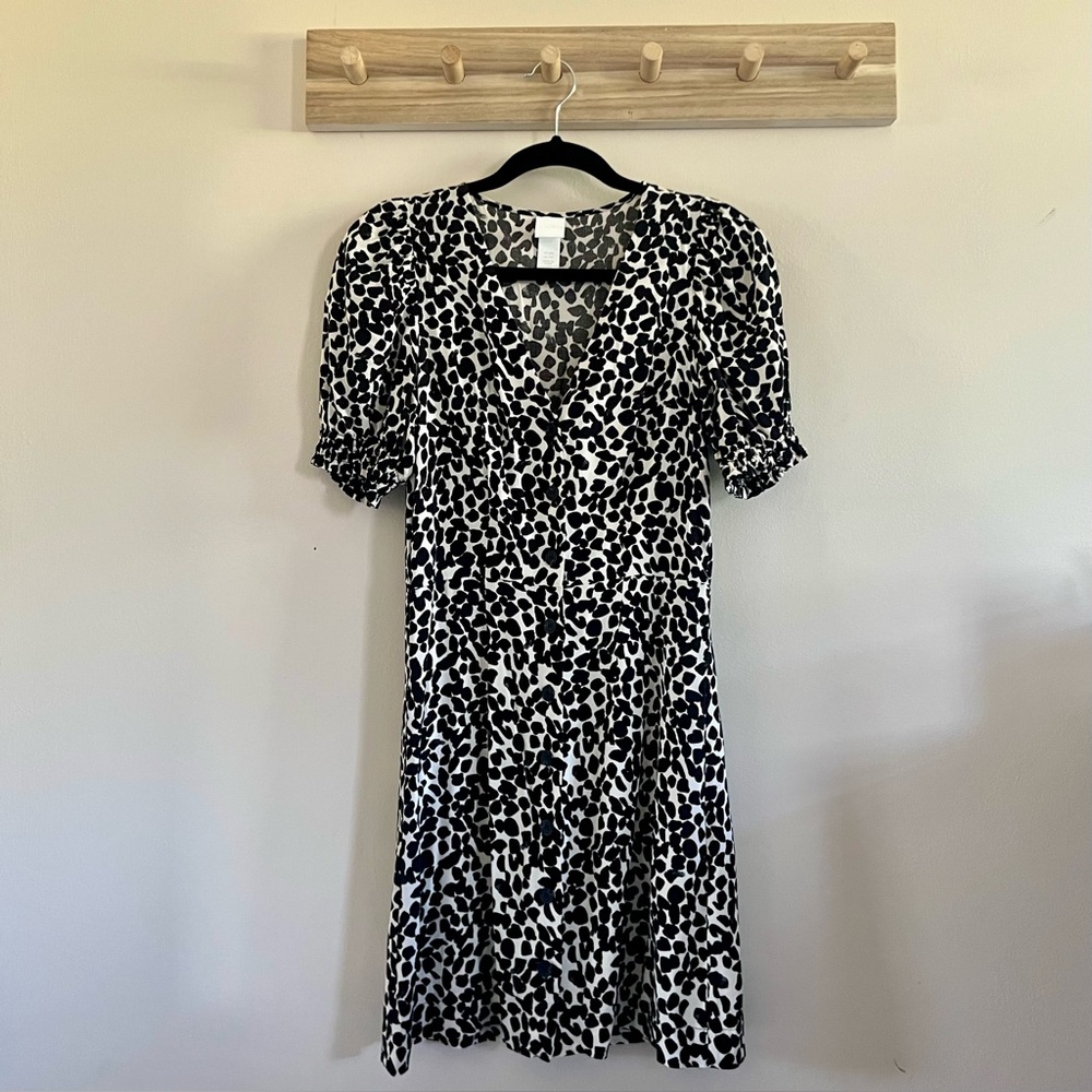 Button Up Puff Sleeve Patterned Dress Size XS/XXS